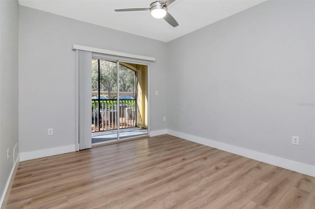 9916 COURTNEY PALMS BOULEVARD 103, Tampa, FL 33619