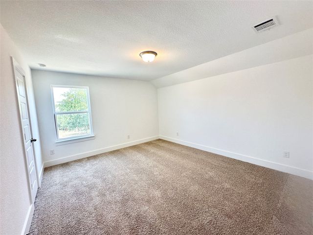 1356 Orange Blossom Court, Gainesville, TX 76240