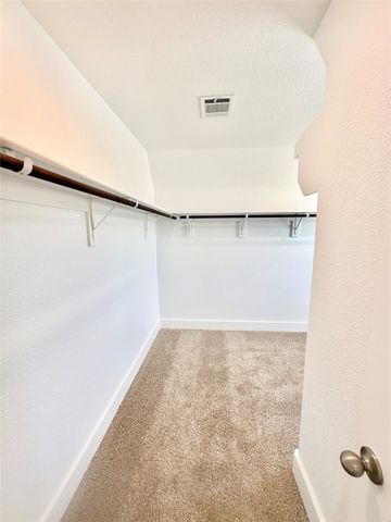 1356 Orange Blossom Court, Gainesville, TX 76240