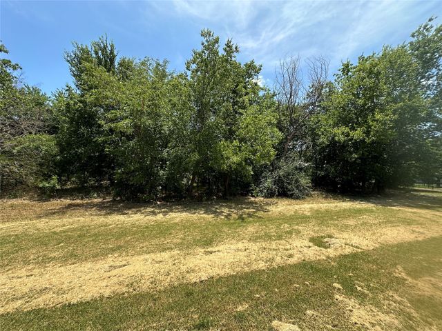 1356 Orange Blossom Court, Gainesville, TX 76240