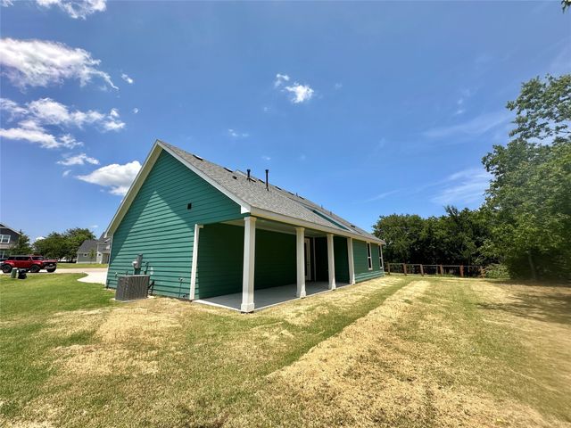 1356 Orange Blossom Court, Gainesville, TX 76240