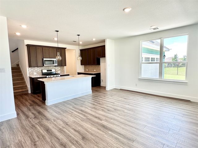 1356 Orange Blossom Court, Gainesville, TX 76240