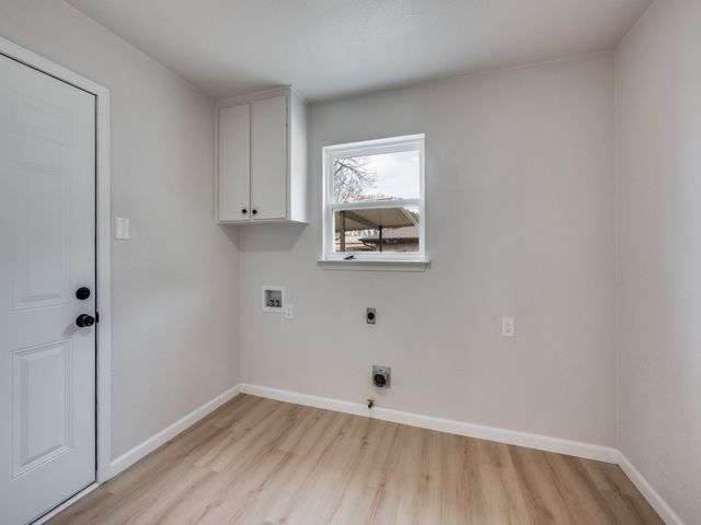 5916 Meredith Lane, Edgecliff Village, TX 76134