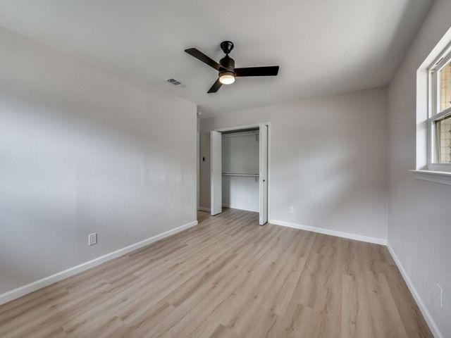 5916 Meredith Lane, Edgecliff Village, TX 76134