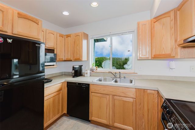 1272 Cutlass Court, Ocean Shores, WA 98569