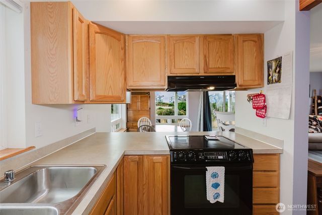 1272 Cutlass Court, Ocean Shores, WA 98569