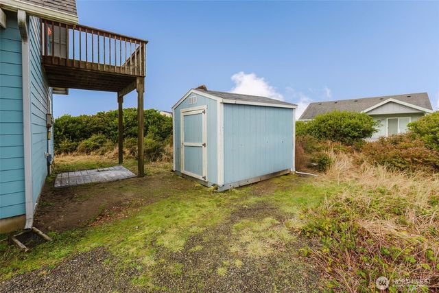 1272 Cutlass Court, Ocean Shores, WA 98569