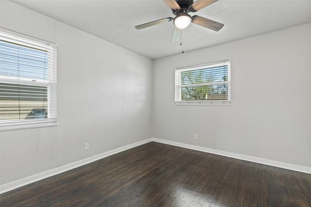 7107 Oak Park Drive, Richland Hills, TX 76118