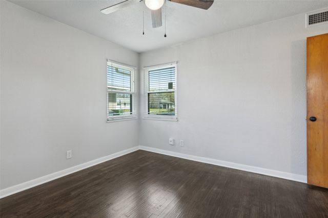 7107 Oak Park Drive, Richland Hills, TX 76118