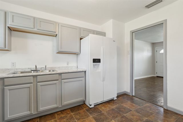 7107 Oak Park Drive, Richland Hills, TX 76118