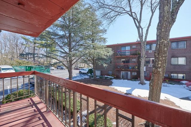 1011 Main Street 12, Woburn, MA 01801