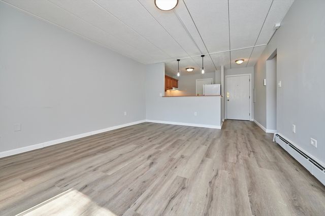 1011 Main Street 12, Woburn, MA 01801