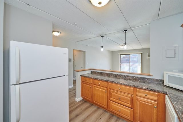1011 Main Street 12, Woburn, MA 01801
