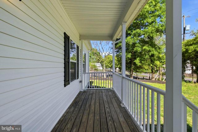 5010 ROSEMONT AVE, Alexandria, VA 22309