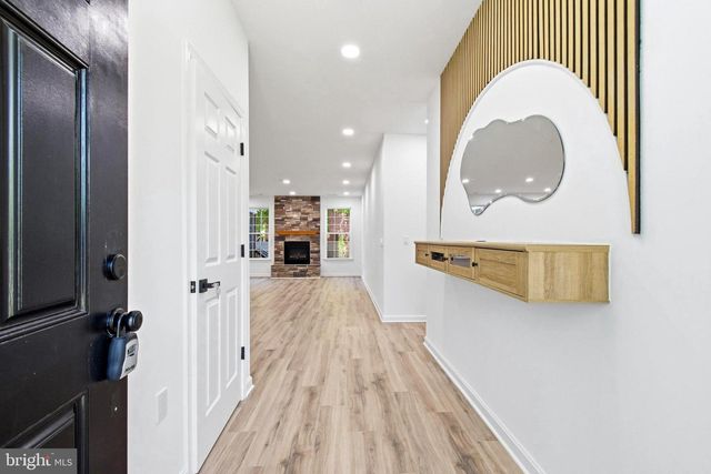 5010 ROSEMONT AVE, Alexandria, VA 22309