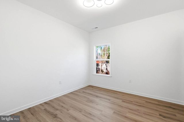 5010 ROSEMONT AVE, Alexandria, VA 22309