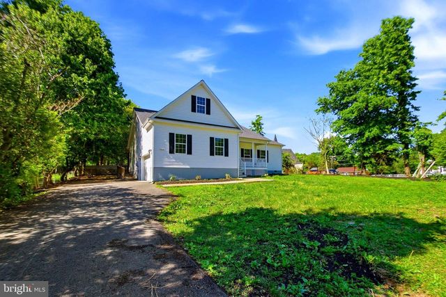 5010 ROSEMONT AVE, Alexandria, VA 22309