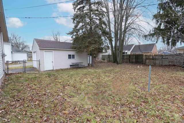 703 Main Street, Essexville, MI 48732