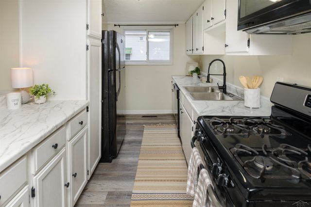 703 Main Street, Essexville, MI 48732