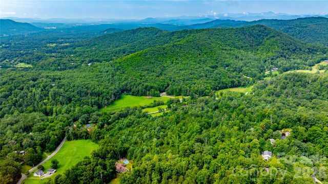 99999 Bob Barnwell Road, Fletcher, NC 28732
