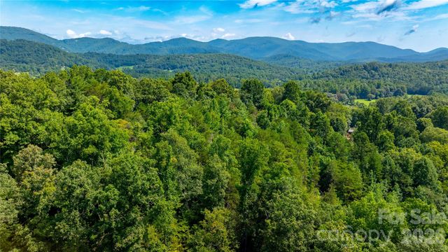 99999 Bob Barnwell Road, Fletcher, NC 28732