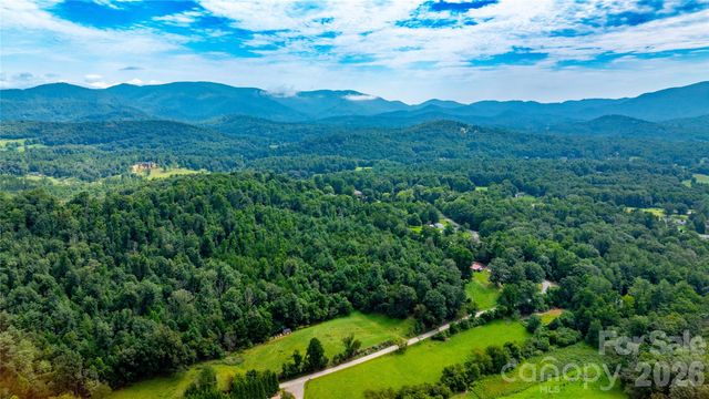 99999 Bob Barnwell Road, Fletcher, NC 28732