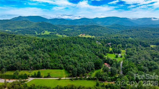 99999 Bob Barnwell Road, Fletcher, NC 28732