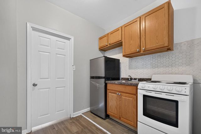 2721 W LEHIGH AVE, Philadelphia, PA 19132
