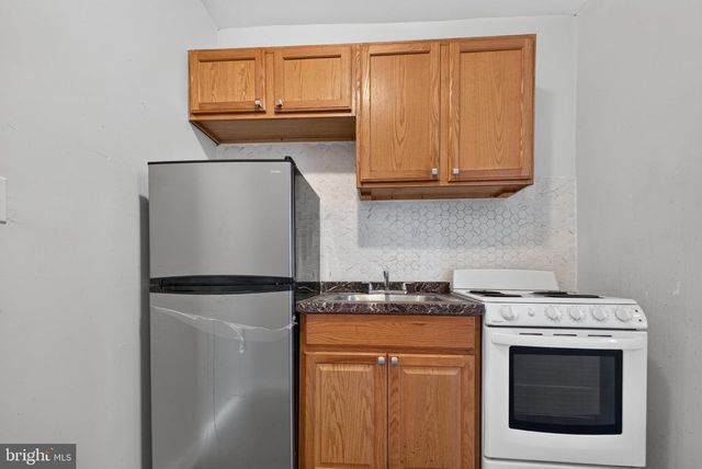 2721 W LEHIGH AVE, Philadelphia, PA 19132