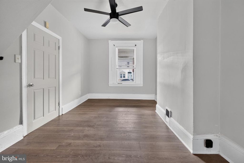 2721 W LEHIGH AVE, Philadelphia, PA 19132