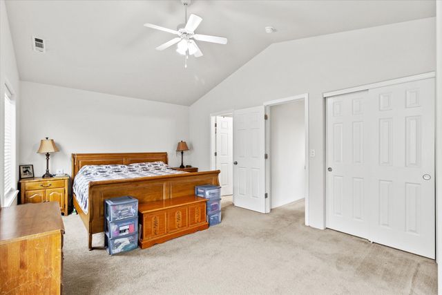 1297 Clearsprings Drive, Medford, OR 97501