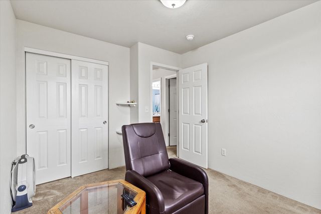 1297 Clearsprings Drive, Medford, OR 97501