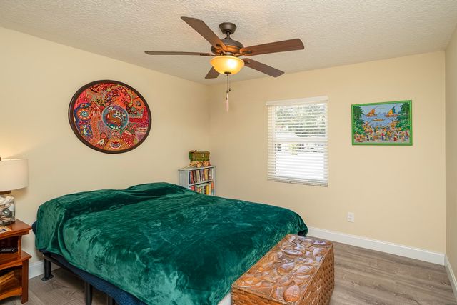 200 Laguna Ct, St Augustine, FL 32086