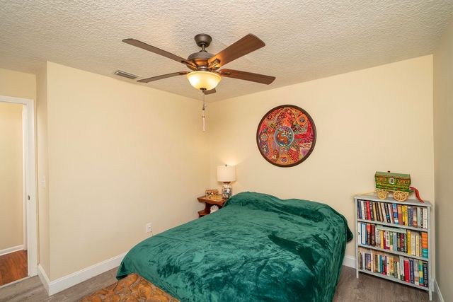 200 Laguna Ct, St Augustine, FL 32086