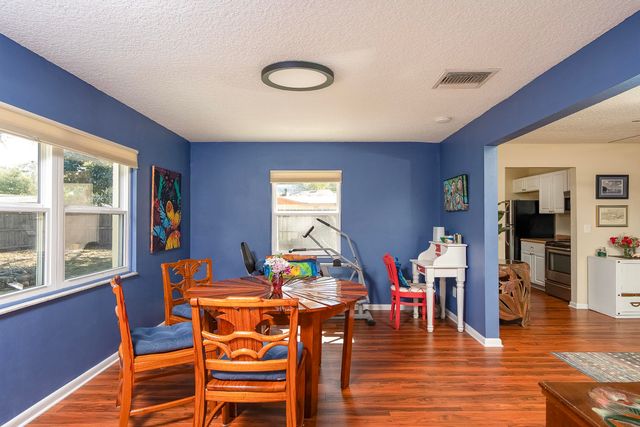 200 Laguna Ct, St Augustine, FL 32086