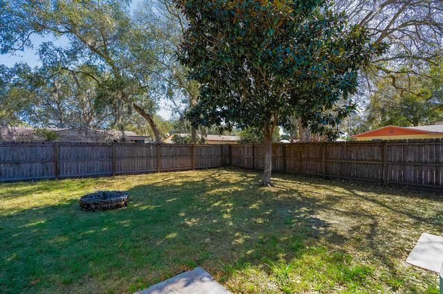 200 Laguna Ct, St Augustine, FL 32086