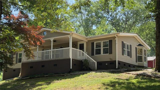 7911 Belton Bridge Road, Lula, GA 30554