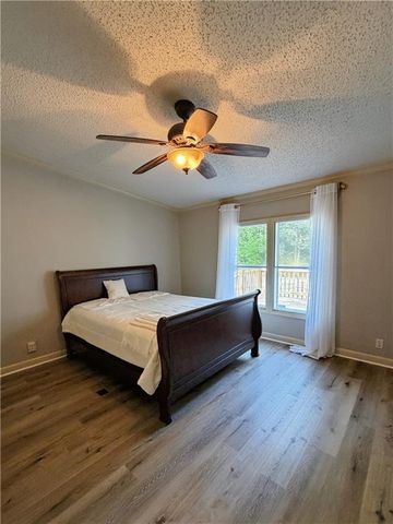 7911 Belton Bridge Road, Lula, GA 30554