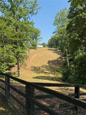 7911 Belton Bridge Road, Lula, GA 30554