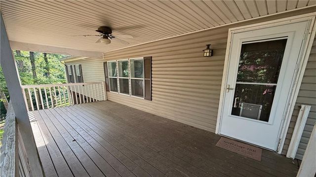 7911 Belton Bridge Road, Lula, GA 30554