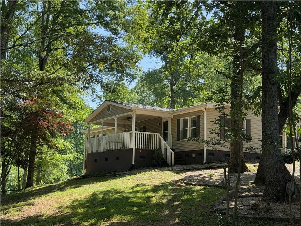 7911 Belton Bridge Road, Lula, GA 30554