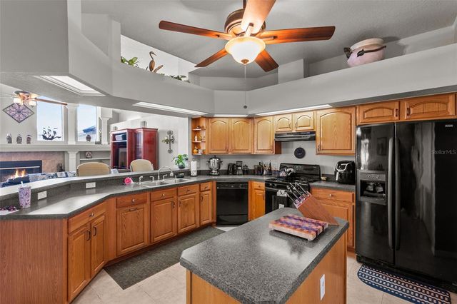 14206 MELOUGA PRESERVE TRAIL, Dover, FL 33527