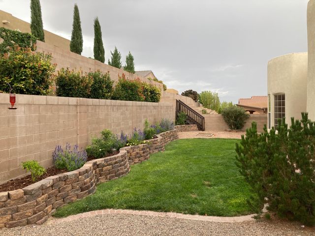 8709 Sandwater Road NW, Albuquerque, NM 87120