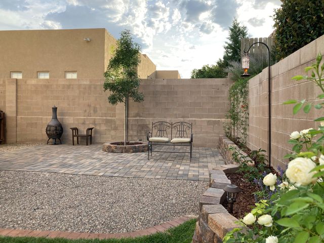 8709 Sandwater Road NW, Albuquerque, NM 87120