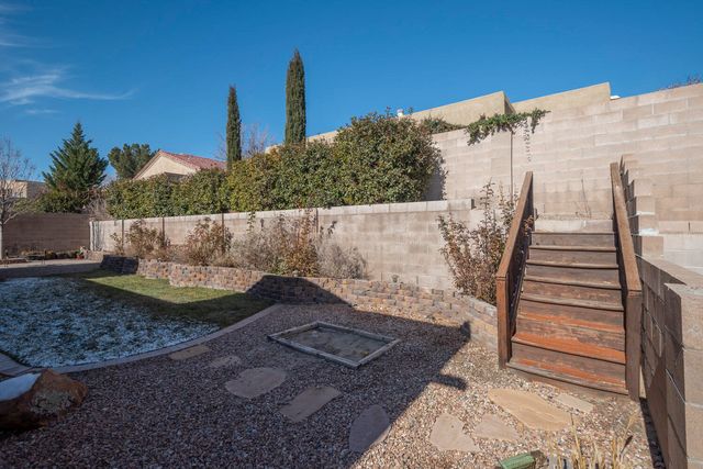 8709 Sandwater Road NW, Albuquerque, NM 87120