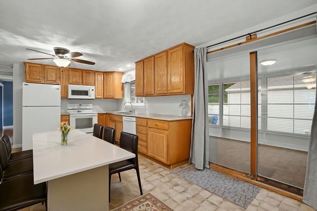 35 Park Forest Rd, Springfield, MA 01118