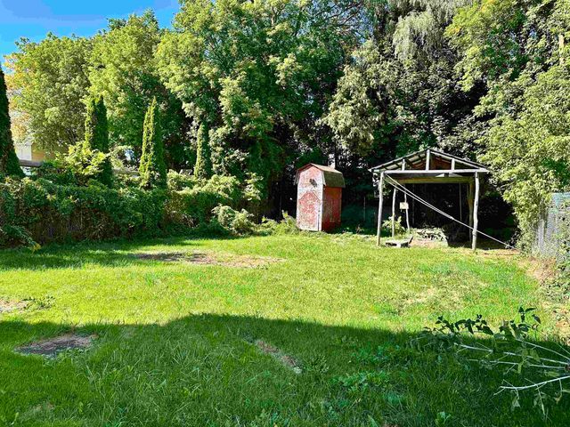 29 Hopkins Street, Rutland City, VT 05701