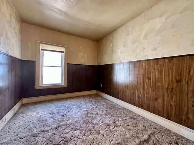 29 Hopkins Street, Rutland City, VT 05701