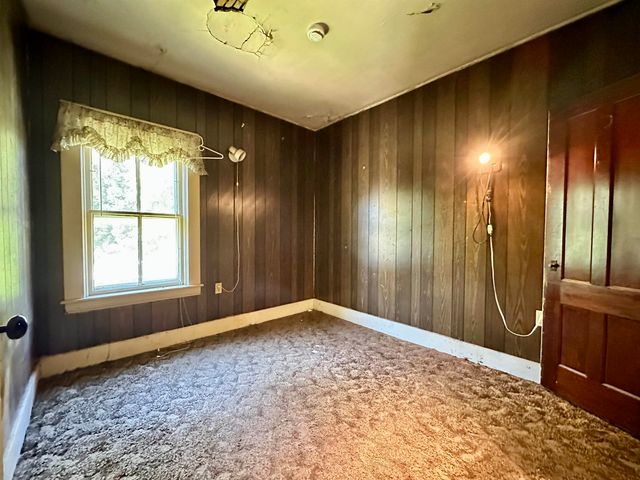 29 Hopkins Street, Rutland City, VT 05701