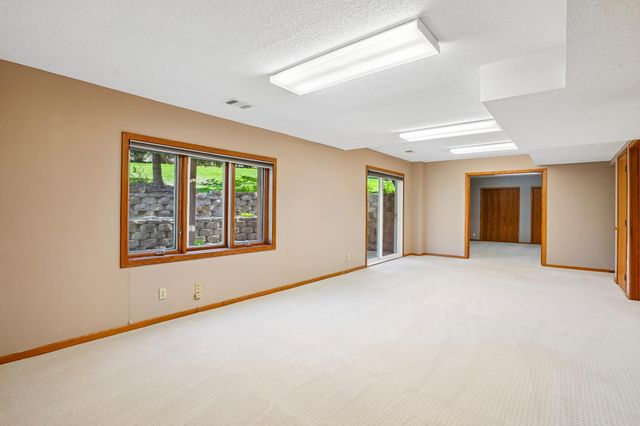 6262 Fernbrook Lane N, Maple Grove, MN 55311